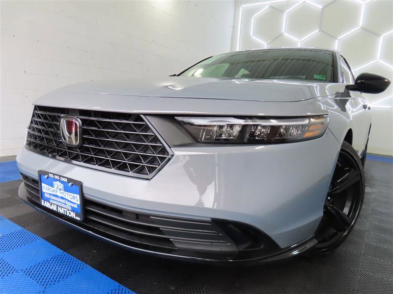 Used 2025 Honda Accord Sport image 1