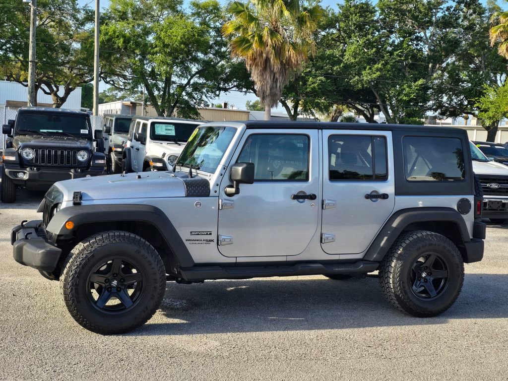 Used 2018 Jeep Wrangler Unlimited Sport S image 3