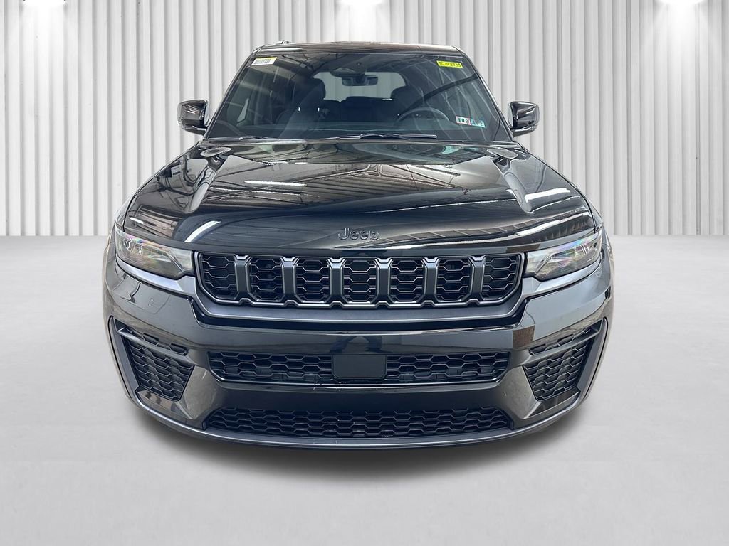 New 2026 Jeep Grand Cherokee Altitude image 11