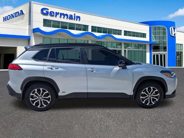 Used 2023 Toyota Corolla Cross AWD Hybrid w/ Moonroof Package image 4