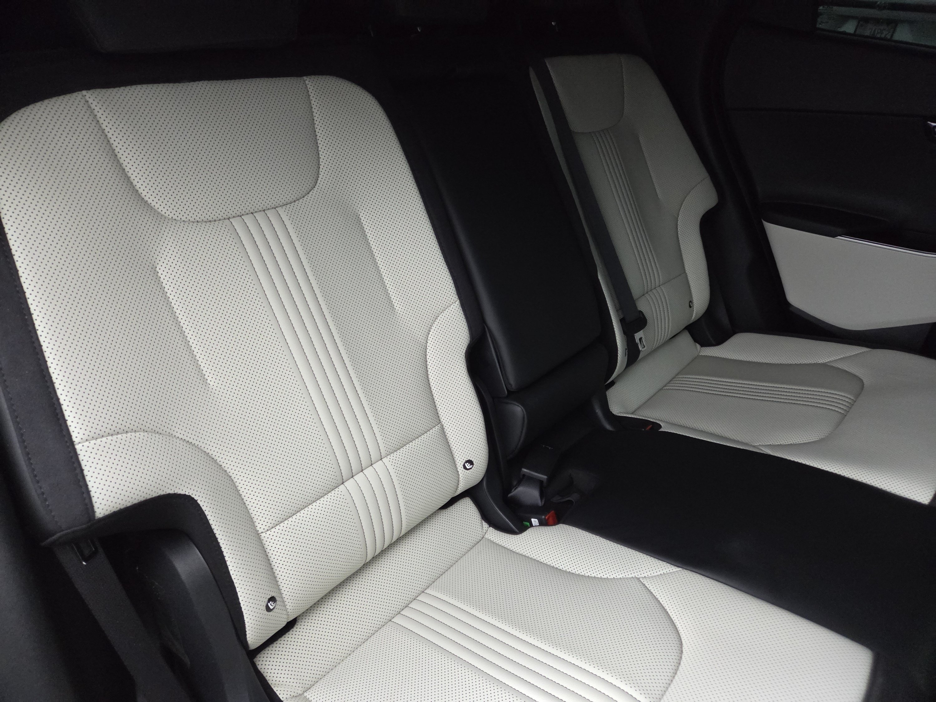 Used 2023 Kia EV6 GT-Line w/ GT-Line White Seat Package AWD/4WD image 5
