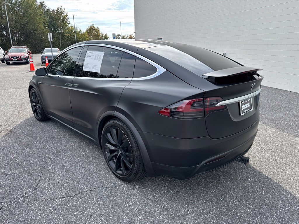 Used 2017 Tesla Model X 75D AWD/4WD image 5