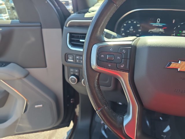Used 2022 Chevrolet Tahoe LT w/ Luxury Package AWD/4WD image 19