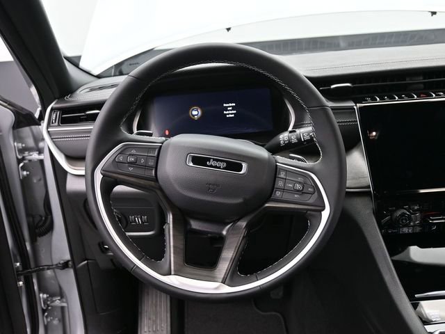 New 2025 Jeep Grand Cherokee L Limited w/ Black Appearance Package image 29