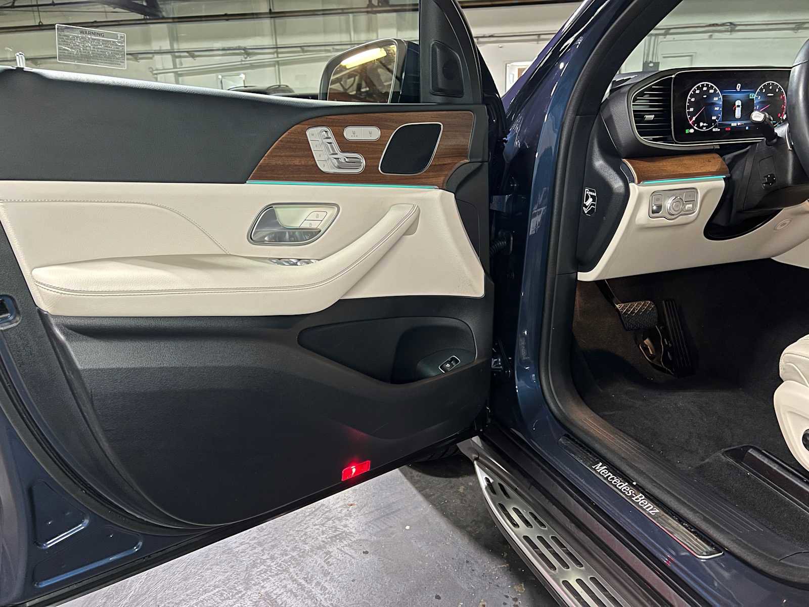 Used 2025 Mercedes-Benz GLE 450 4MATIC image 21