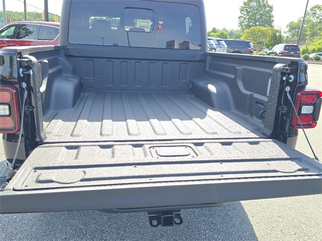 New 2025 Jeep Gladiator Willys image 8