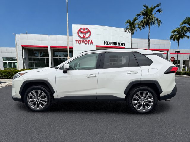 Certified 2021 Toyota RAV4 XLE Premium FWD image 4