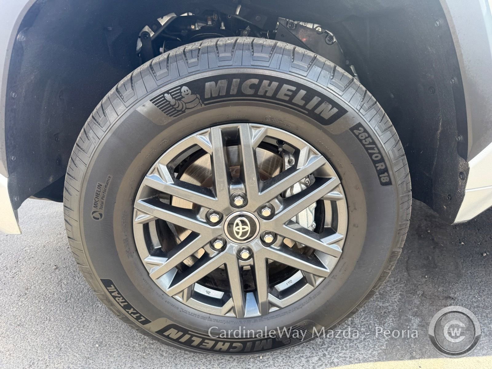 Used 2025 Toyota Tundra SR5 w/ SR5 Convenience Package AWD/4WD image 12
