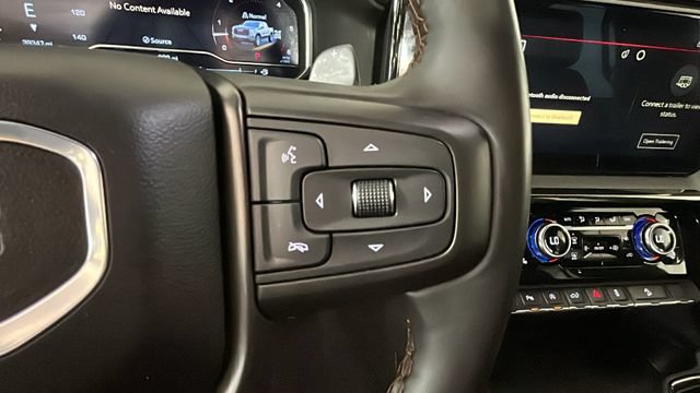 Used 2024 GMC Sierra 1500 AT4 w/ Technology Package AWD/4WD image 16