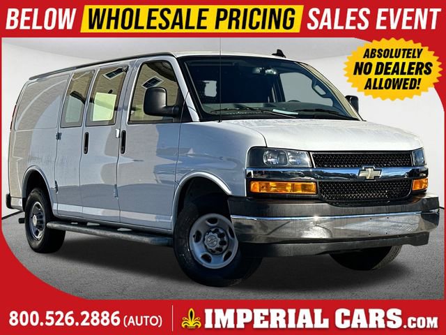 Used 2024 Chevrolet Express 2500 w/ Driver Convenience Package image 1