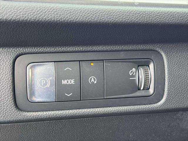 Used 2026 Chevrolet Traverse LT image 20