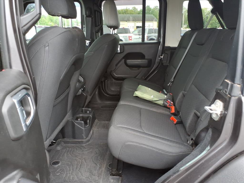Used 2022 Jeep Wrangler Unlimited Willys image 14