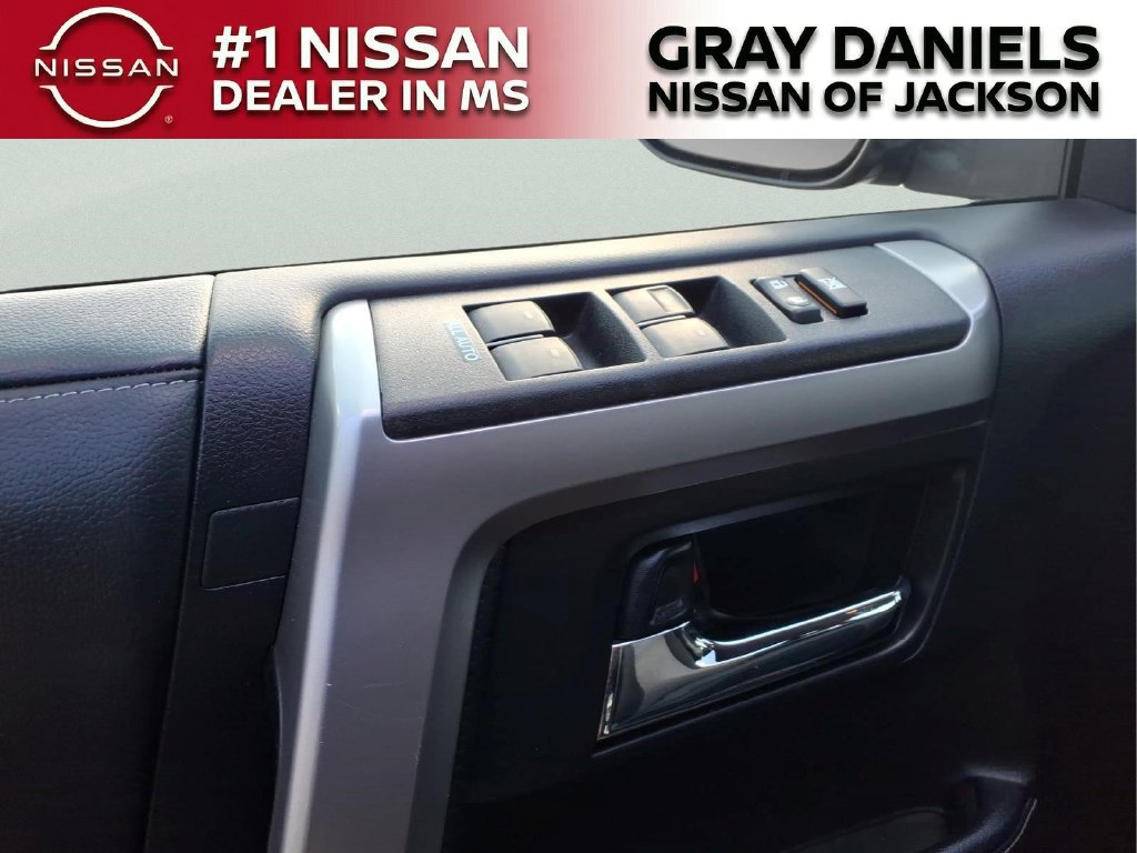 Used 2023 Toyota 4Runner SR5 AWD/4WD image 11