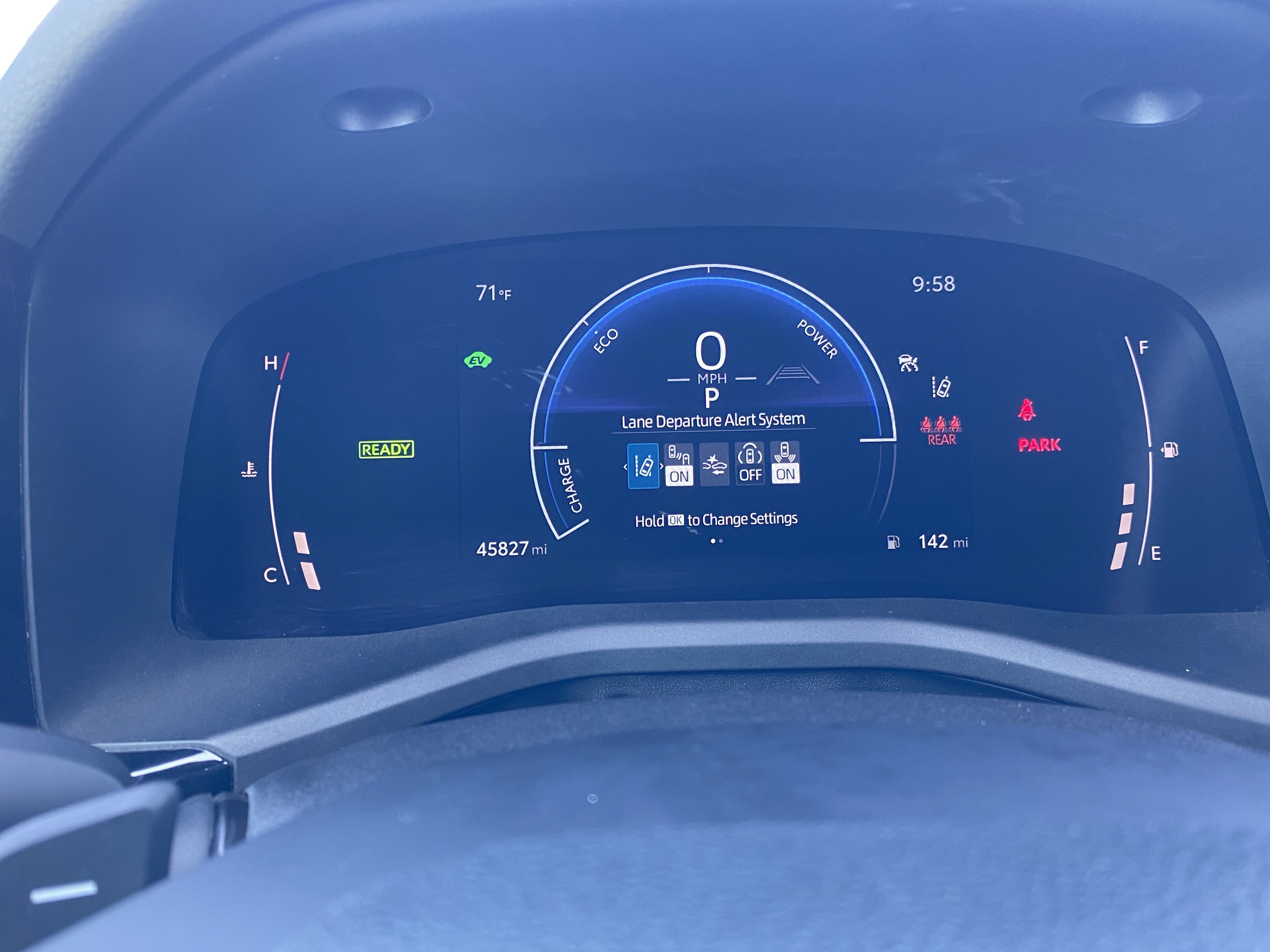 Used 2025 Toyota Camry SE FWD image 27