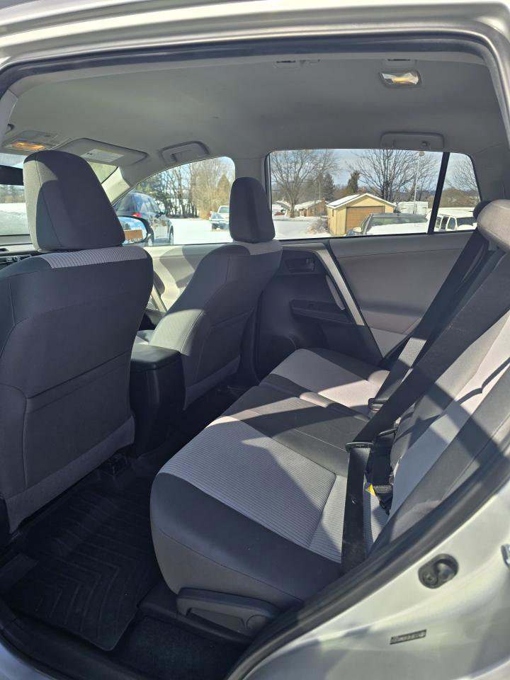 Used 2013 Toyota RAV4 LE image 8