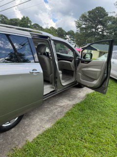 Used 2012 Nissan Quest SV w/ Value Cargo Pkg FWD image 6