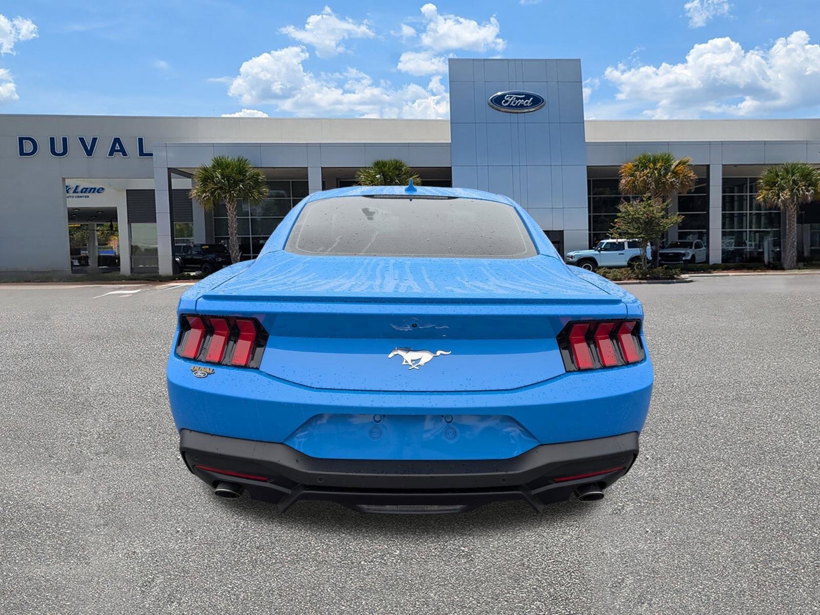 Used 2025 Ford Mustang Premium image 5