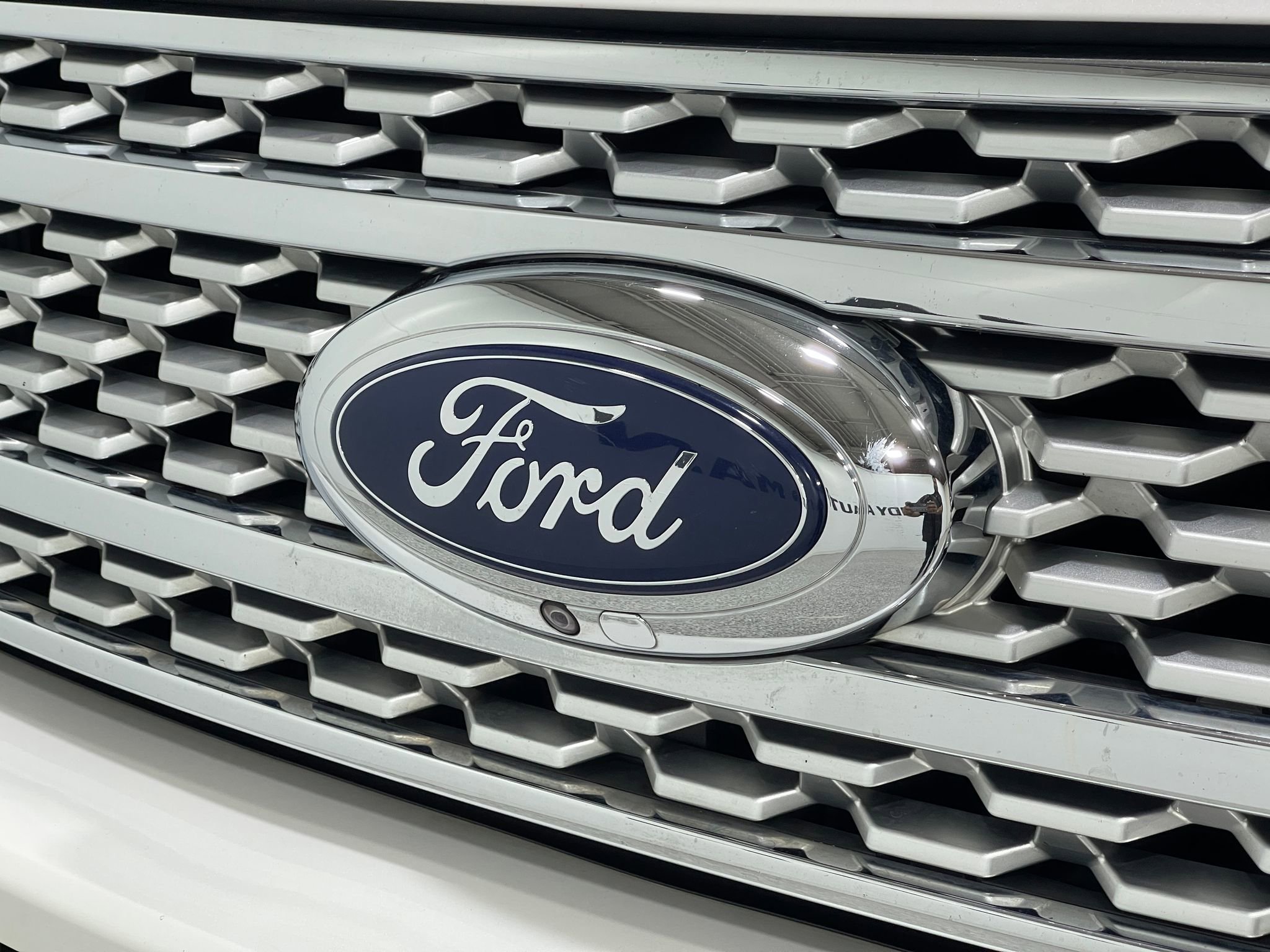 Used 2019 Ford Expedition Max Platinum AWD/4WD image 40