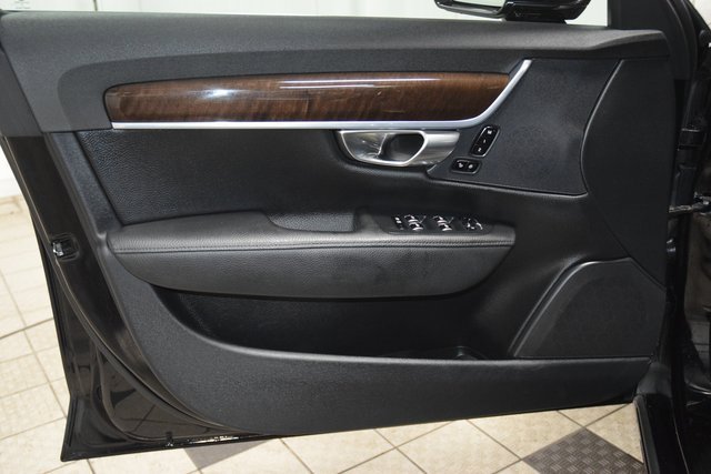 Used 2018 Volvo S90 T5 Momentum w/ Convenience Package image 43