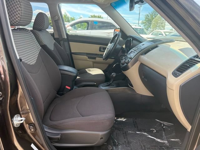 Used 2011 Kia Soul ! FWD image 26