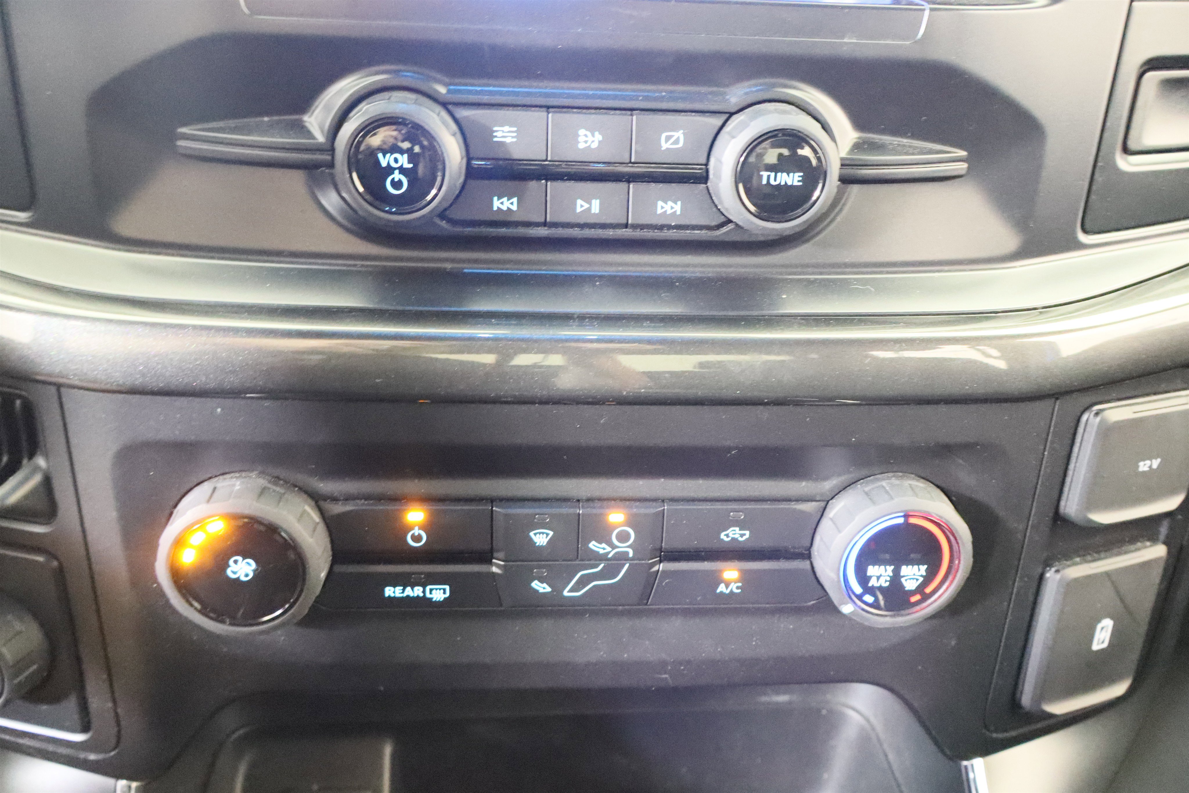 Used 2021 Ford F150 XL w/ STX Appearance Package RWD image 26