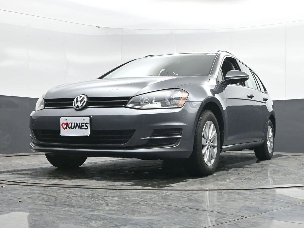 Used 2016 Volkswagen Golf S FWD image 38