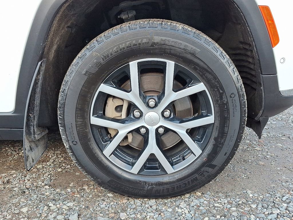 Used 2023 Jeep Grand Cherokee L Limited w/ Luxury Tech Group II image 34