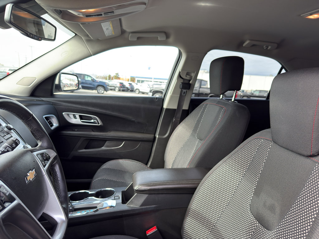 Used 2016 Chevrolet Equinox LT w/ Convenience Package image 26