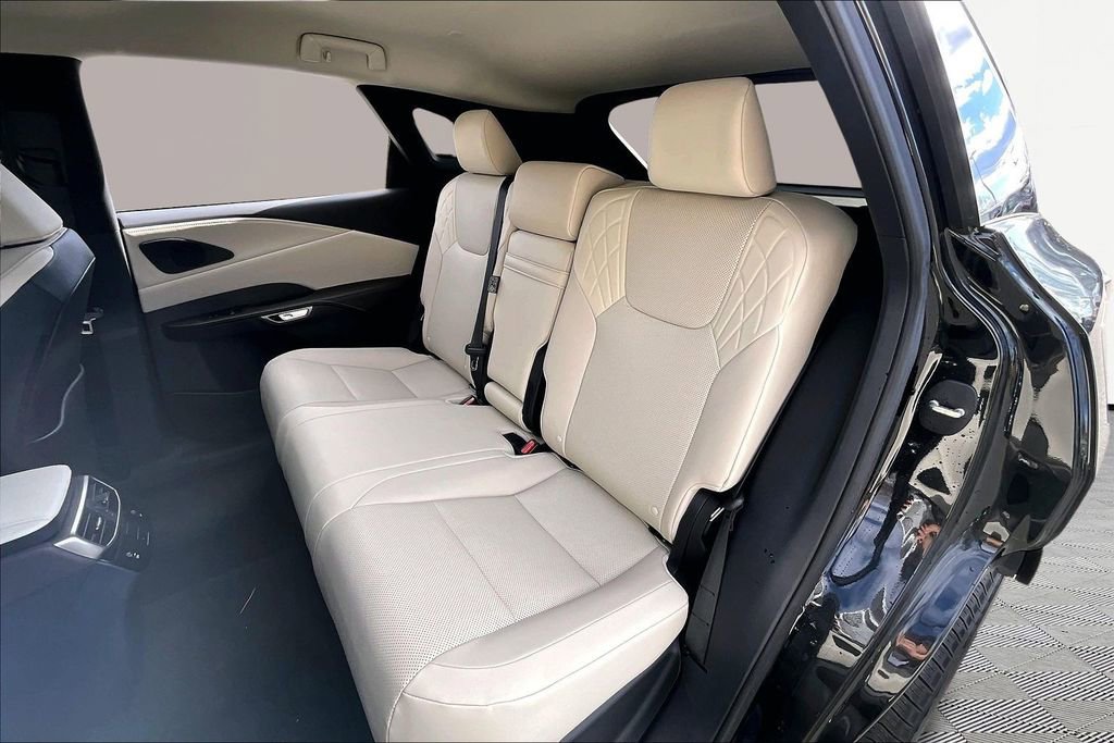 Used 2023 Lexus RX 350 FWD image 18