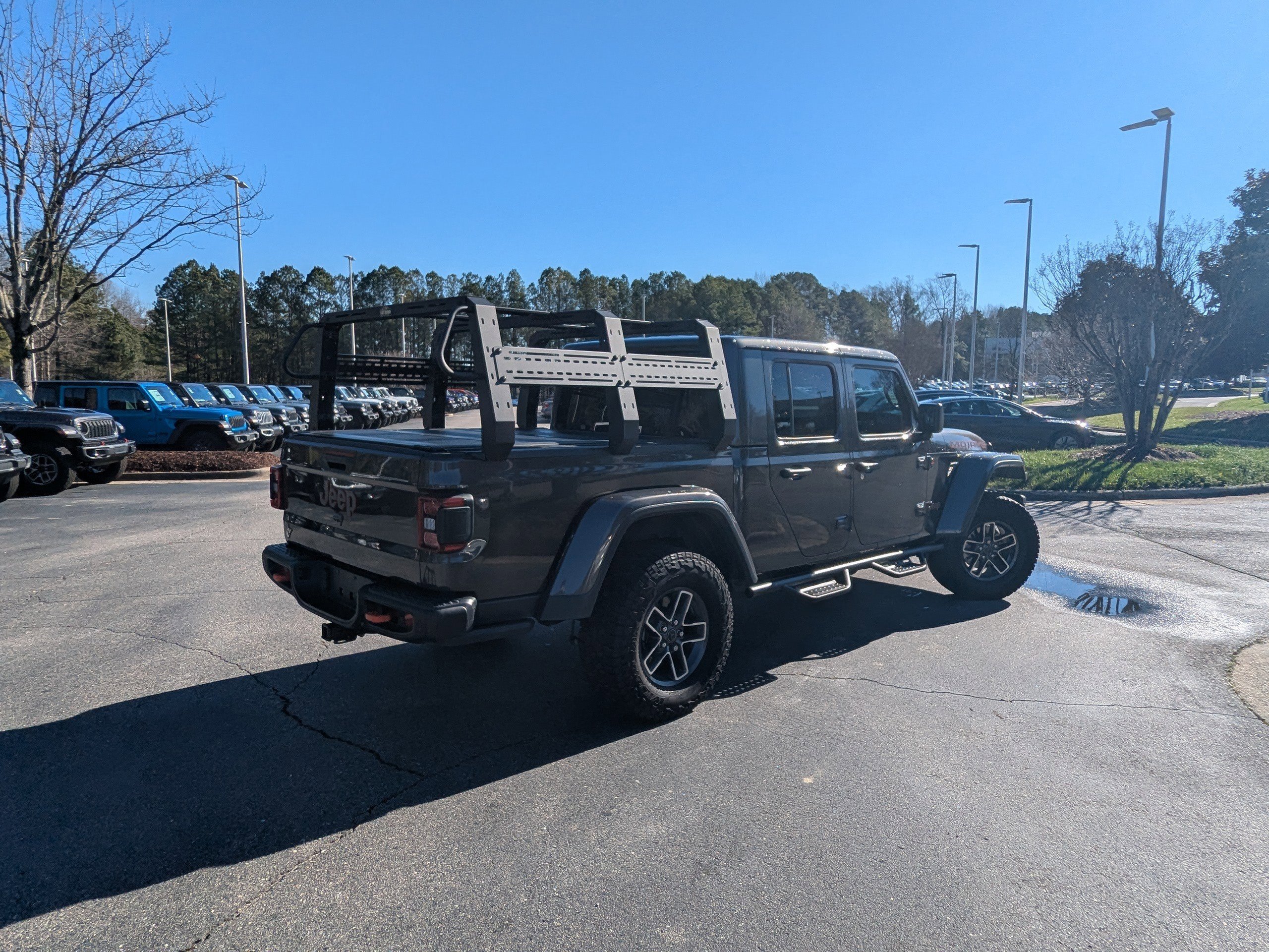 Certified 2024 Jeep Gladiator Mojave image 5