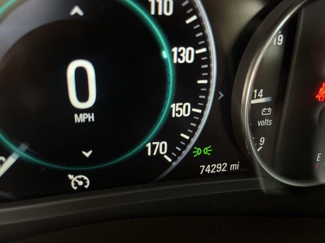 Used 2017 Buick LaCrosse Preferred image 18