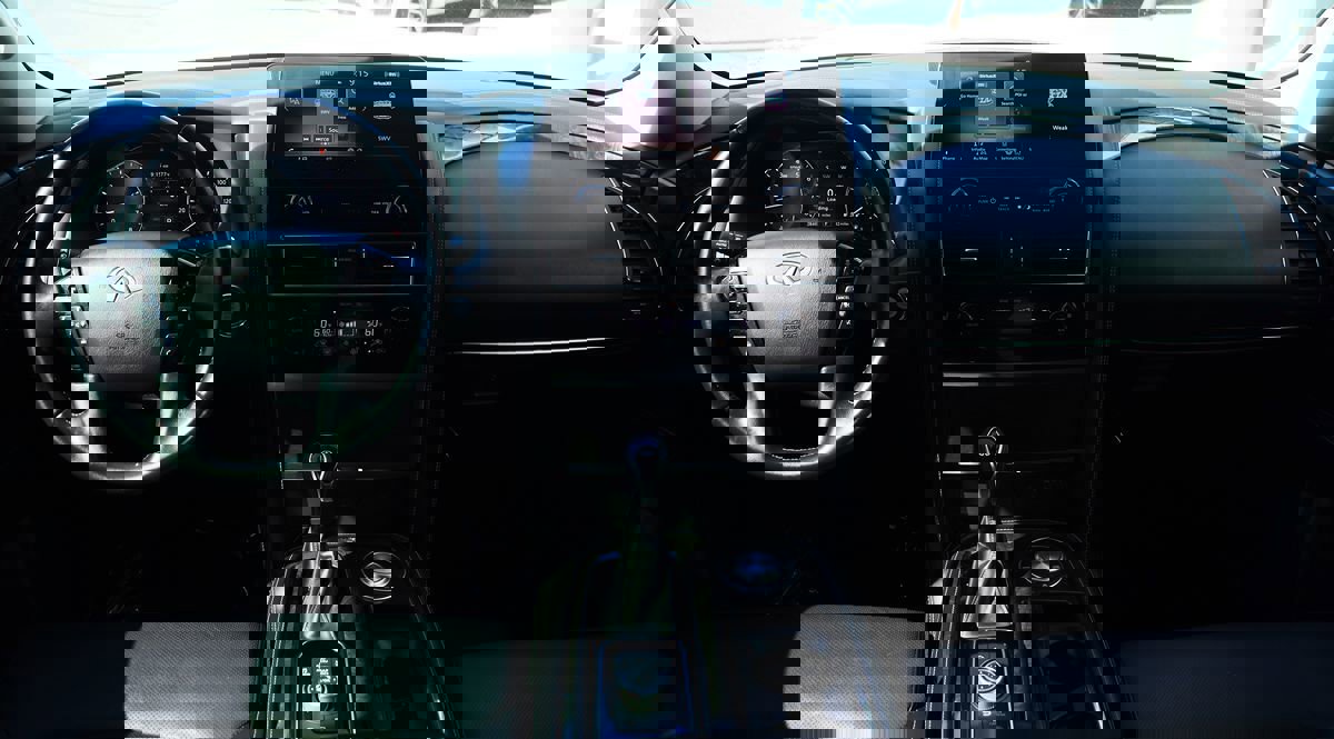 Used 2022 INFINITI QX80 Luxe w/ All-Season Package image 37