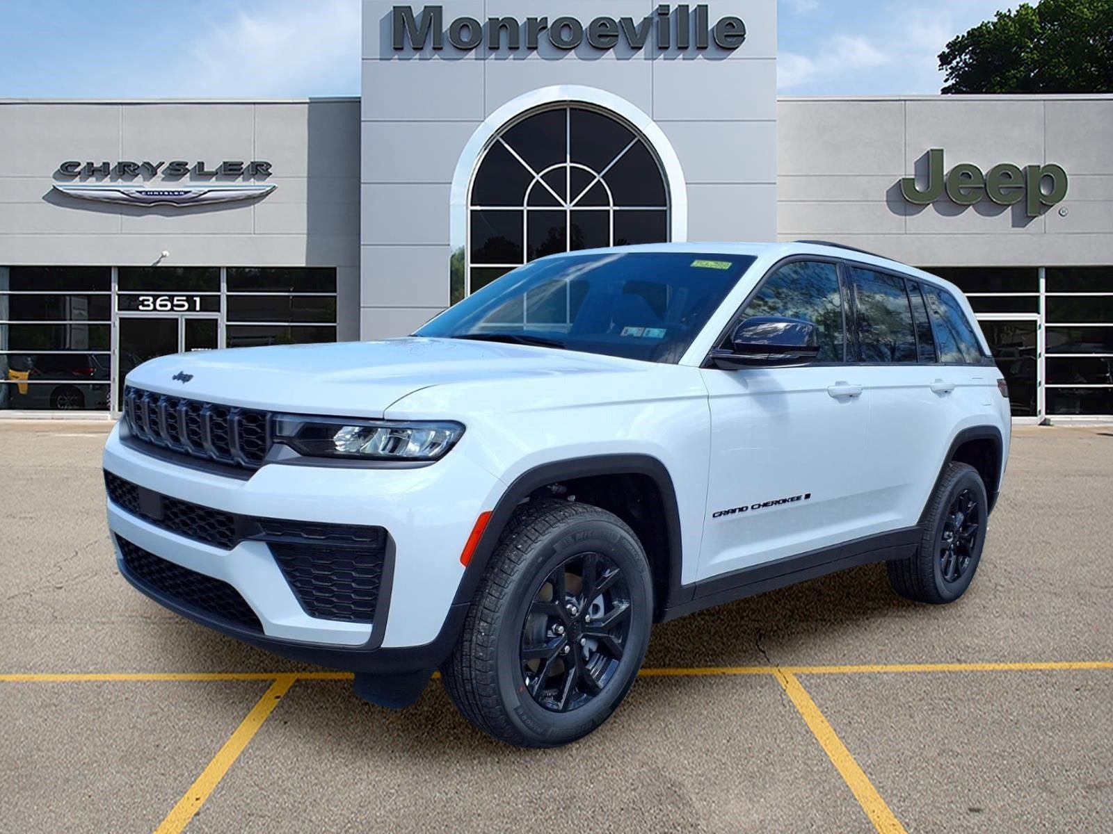 New 2026 Jeep Grand Cherokee Altitude