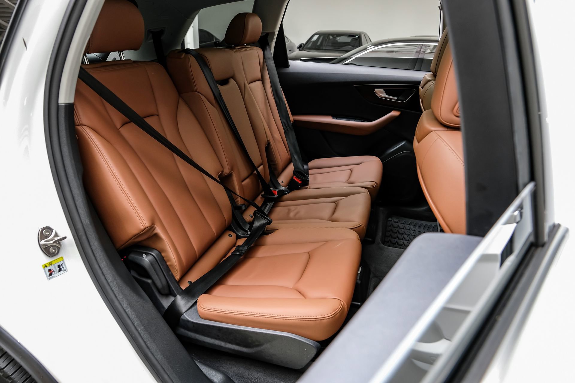 Used 2023 Audi Q7 3.0T Premium w/ Convenience Package image 38