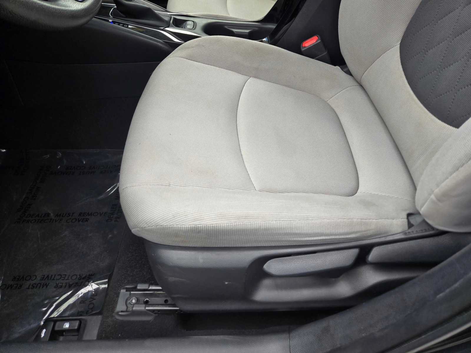 Used 2020 Toyota Corolla LE w/ Carpet Mat Package (TMS) FWD image 11