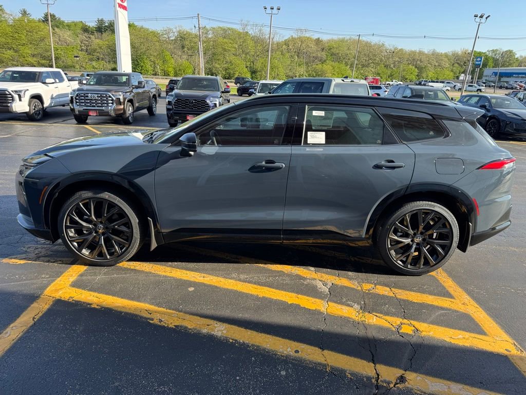 New 2026 Toyota Crown Signia image 3