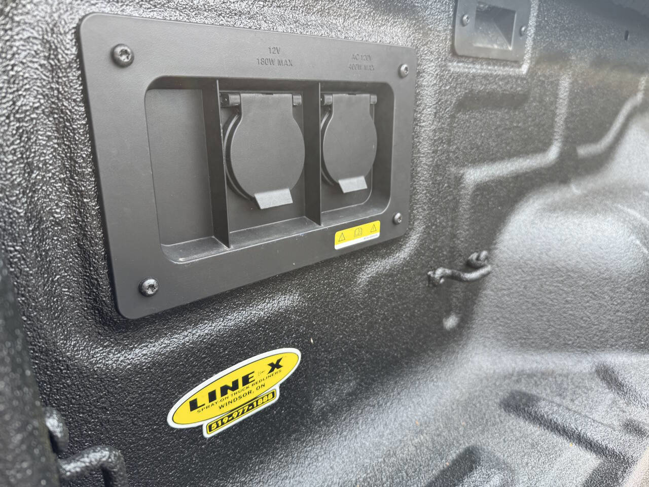 Used 2024 Ford Ranger Lariat w/ FX4 Off-Road Package image 13