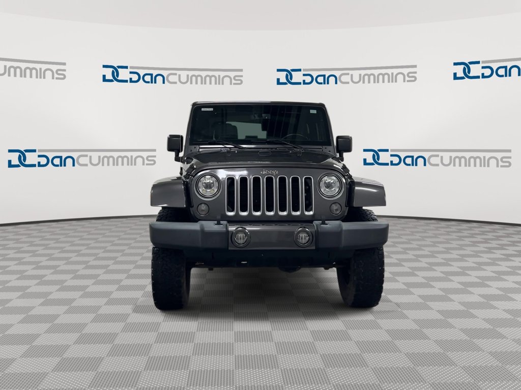 Used 2017 Jeep Wrangler Sahara w/ Trailer Tow Group AWD/4WD image 3