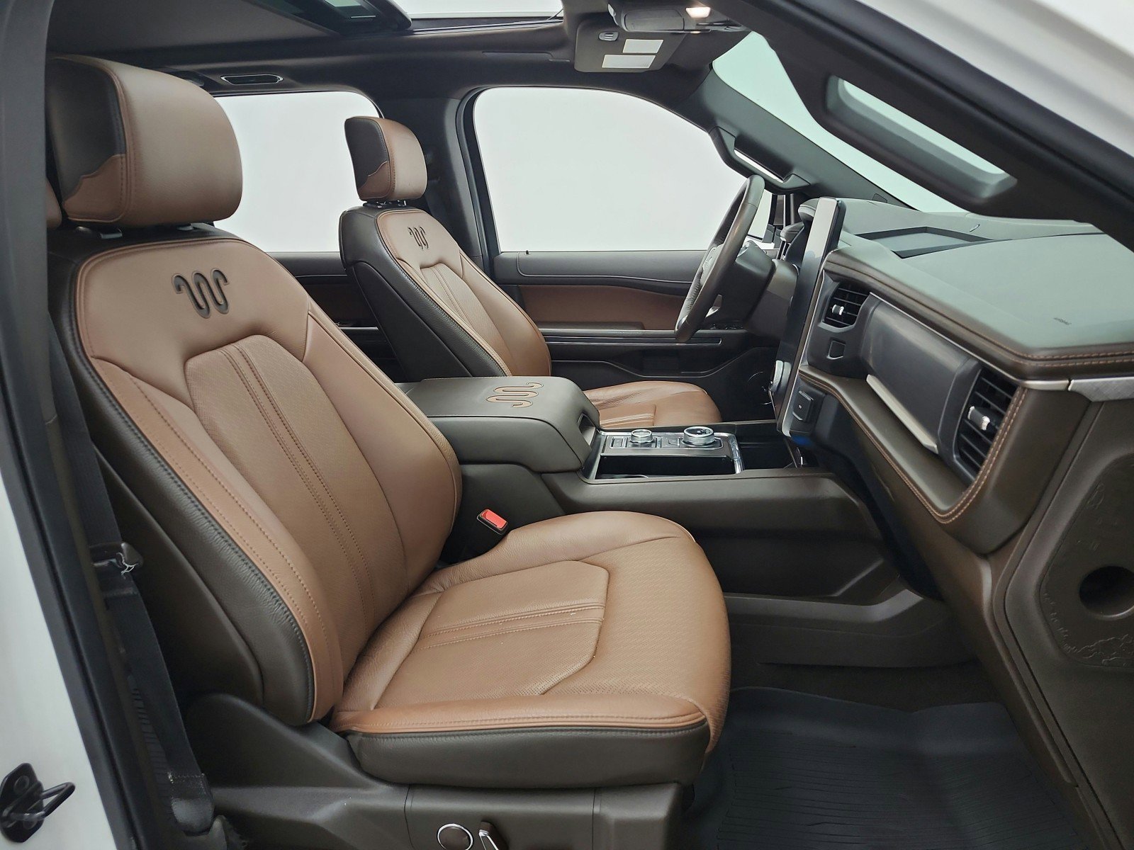 Used 2024 Ford Expedition Max King Ranch AWD/4WD image 19