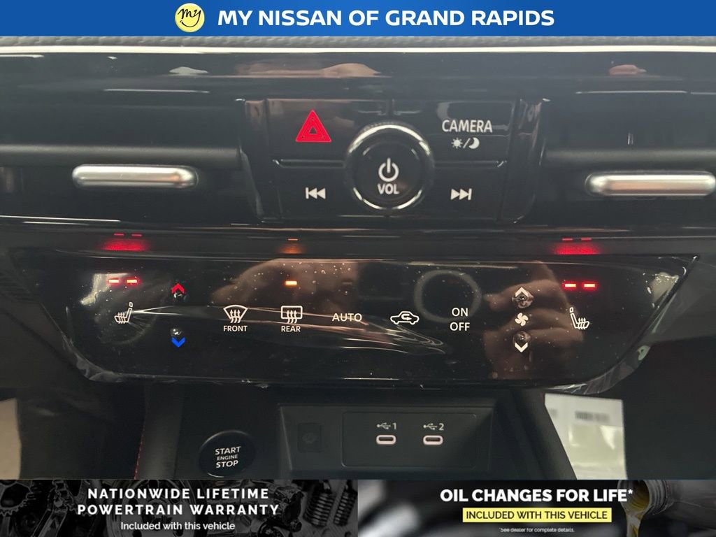 New 2026 Nissan Kicks SR w/ Cold Weather Package image 19