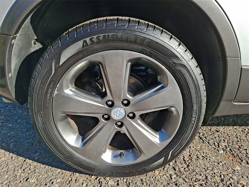 Used 2014 Buick Encore FWD image 10