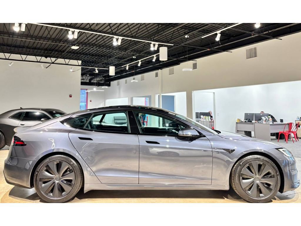 Used 2023 Tesla Model S Plaid image 10