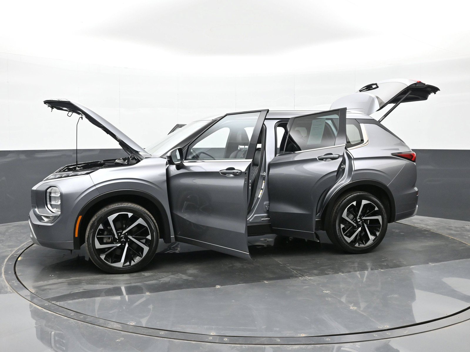 Used 2022 Mitsubishi Outlander SEL FWD image 47