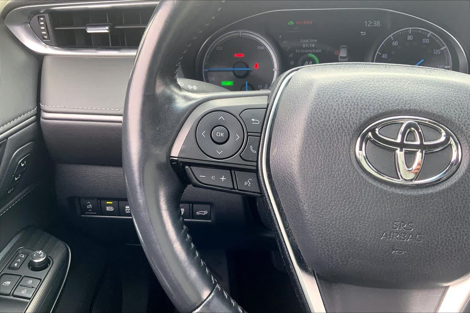 Used 2021 Toyota Venza XLE w/ Softex Package AWD/4WD image 23