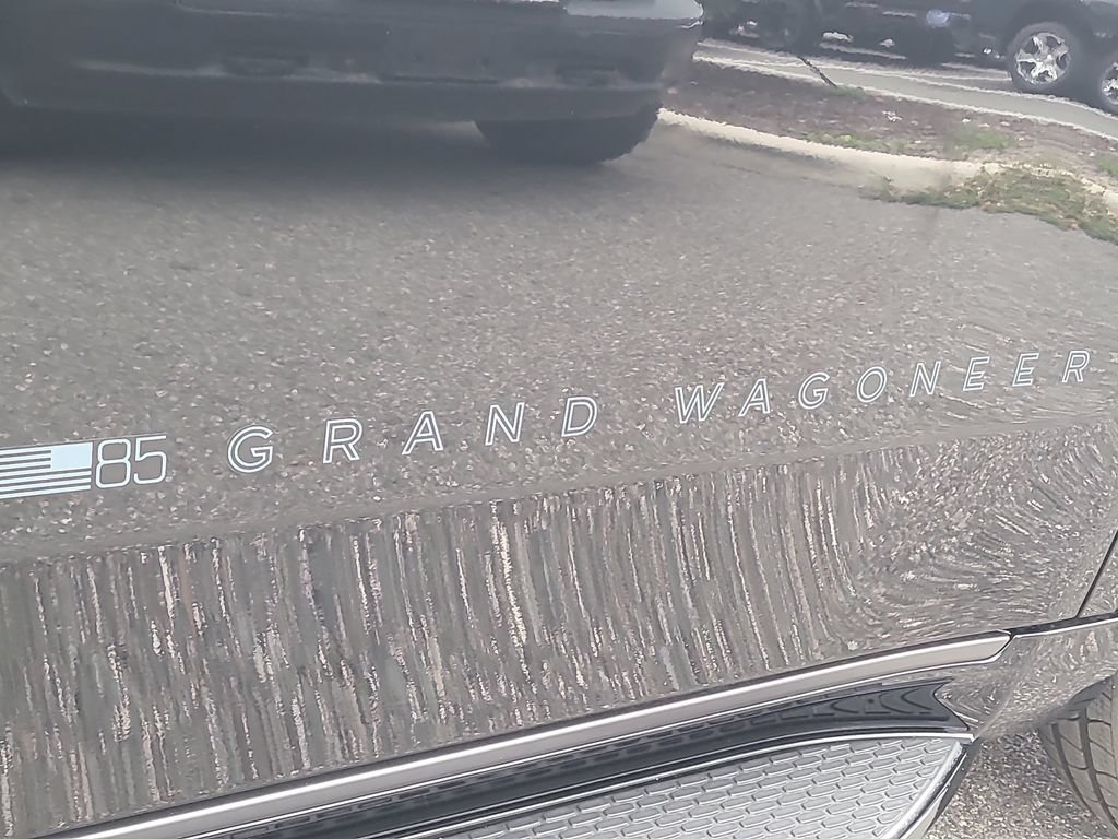 New 2026 Jeep Grand Wagoneer 4WD image 7