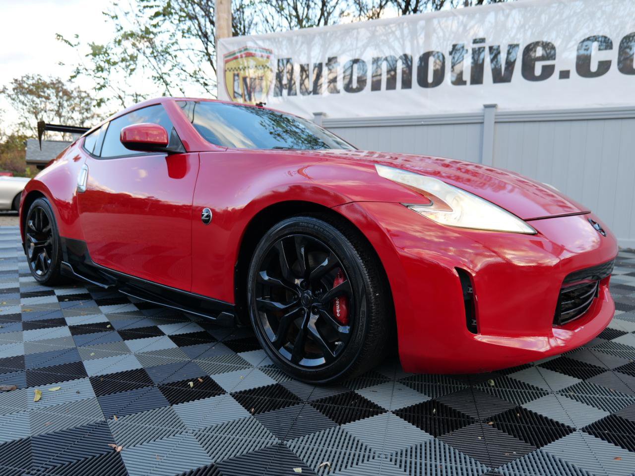 Used 2017 Nissan 370Z Coupe RWD image 90