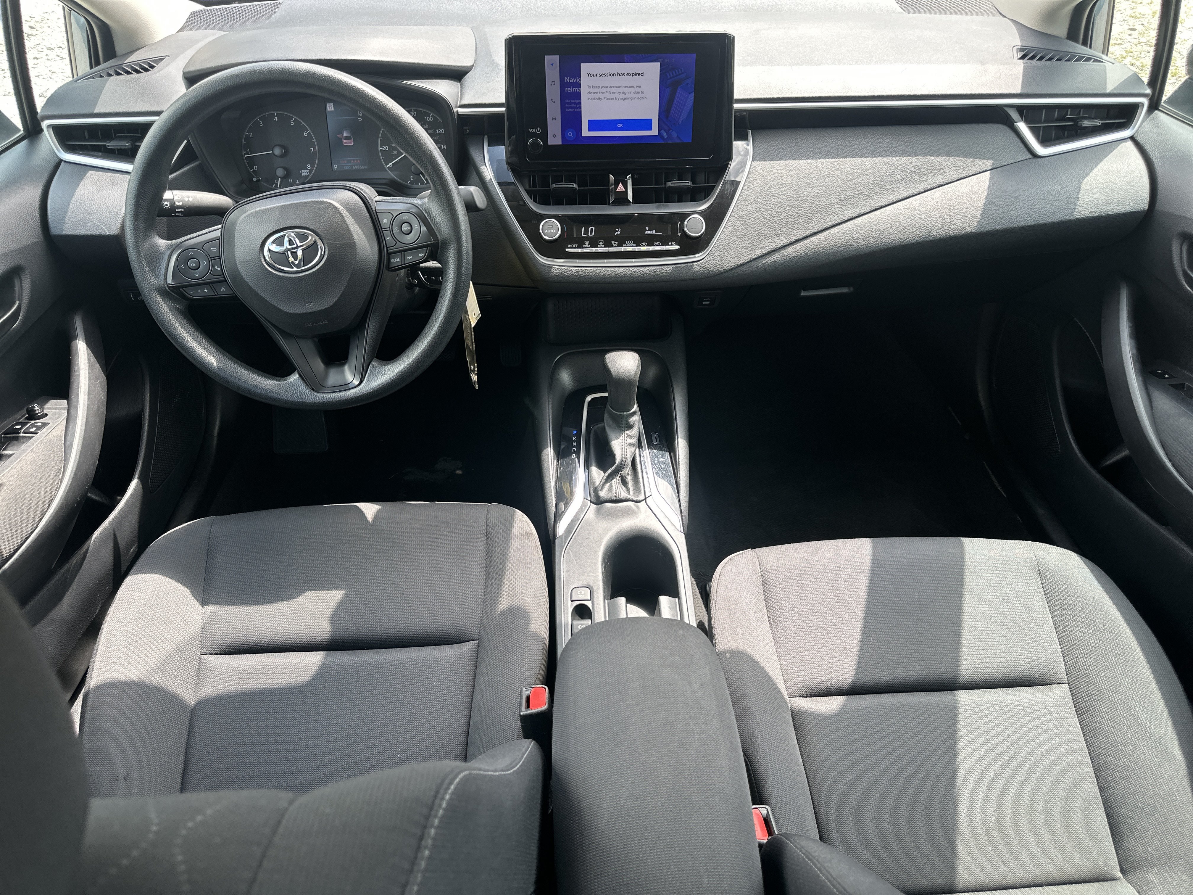Used 2024 Toyota Corolla LE FWD image 19