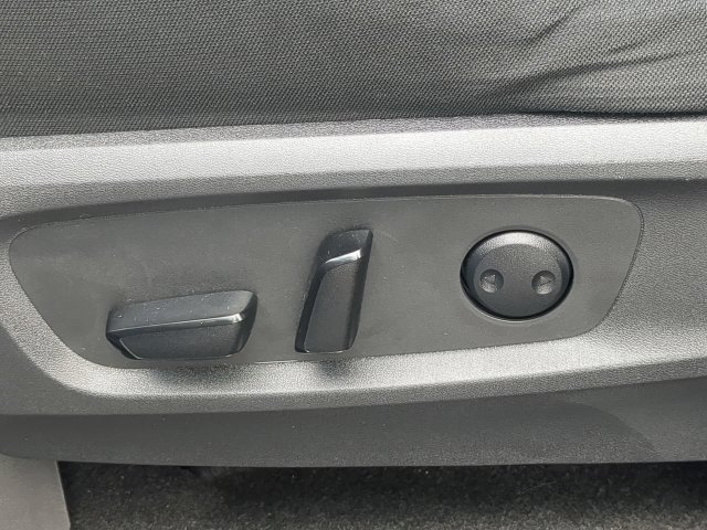Used 2022 Nissan Pathfinder SV FWD image 22
