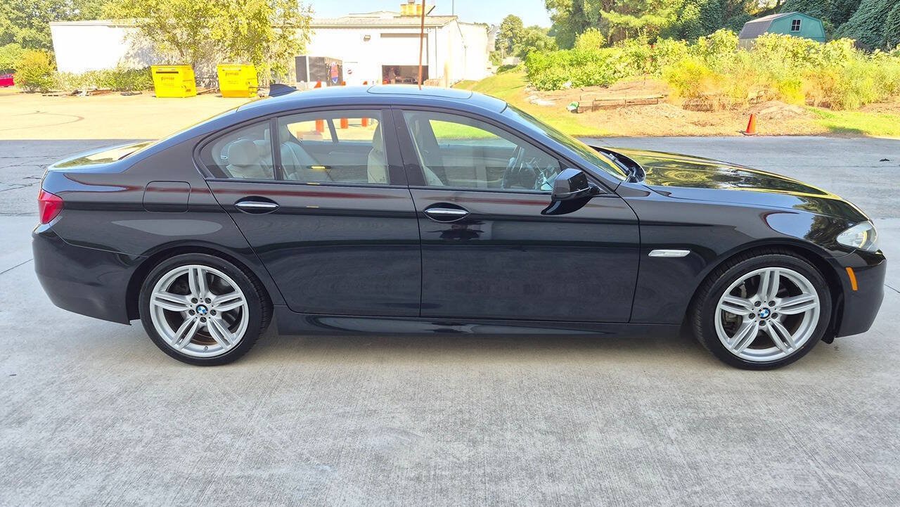 Used 2013 BMW 550i xDrive Sedan AWD/4WD image 8