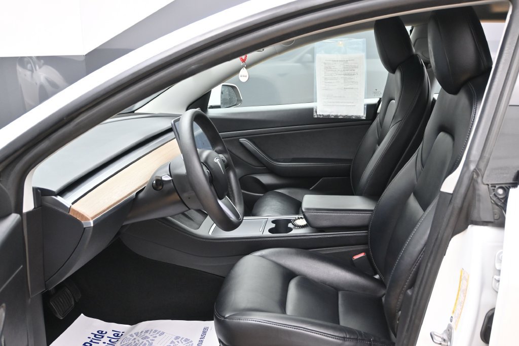 Used 2021 Tesla Model 3 Standard Range Plus RWD image 8